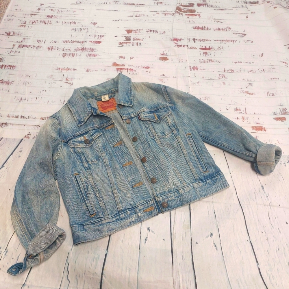 Levis denim jacket - Picture 1 of 4